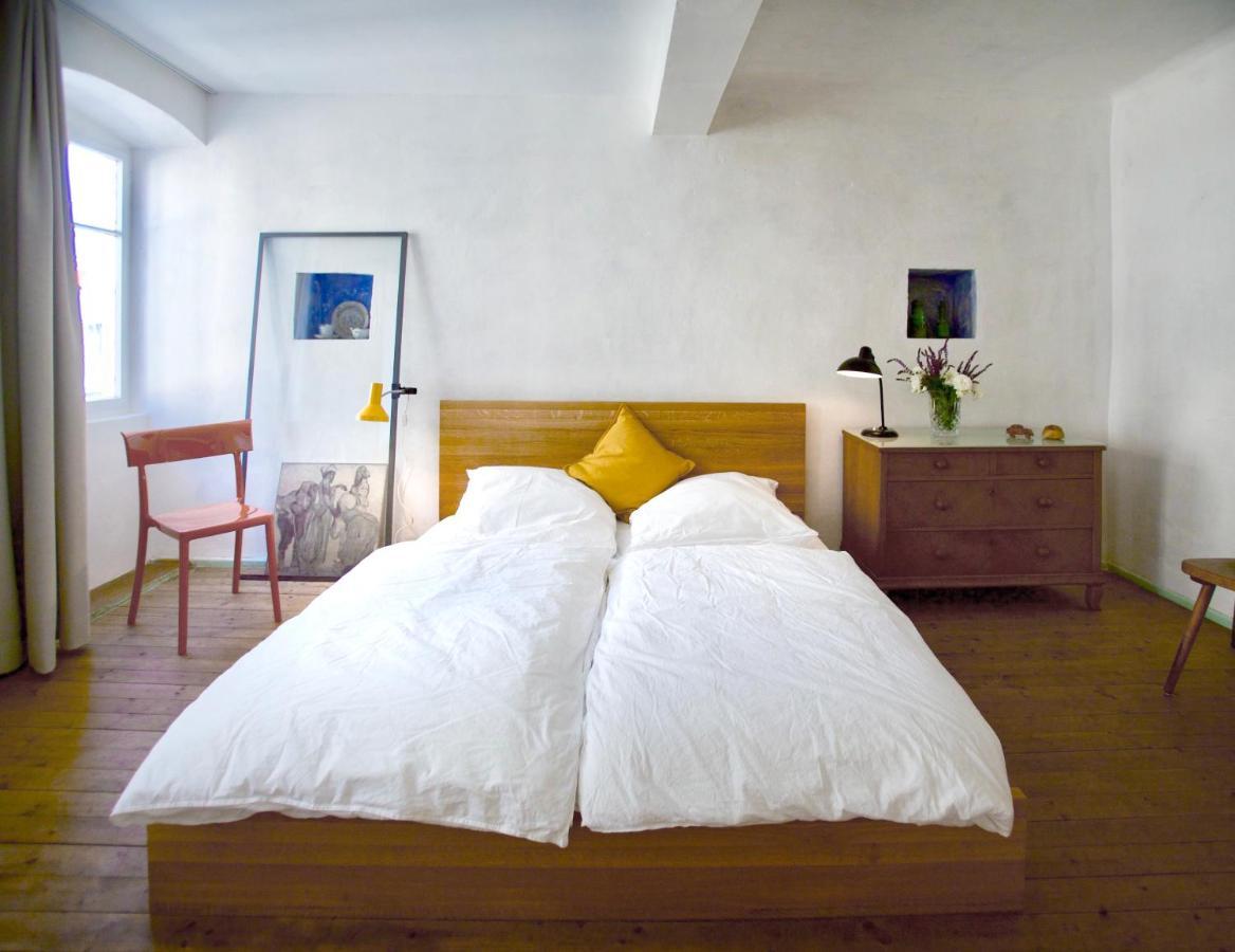 Boutique-Ferienwohnung Im Alten Weinhaus Moser Grünstadt Esterno foto