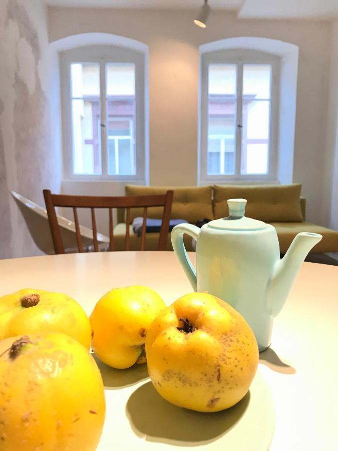 Boutique-Ferienwohnung Im Alten Weinhaus Moser Grünstadt Esterno foto