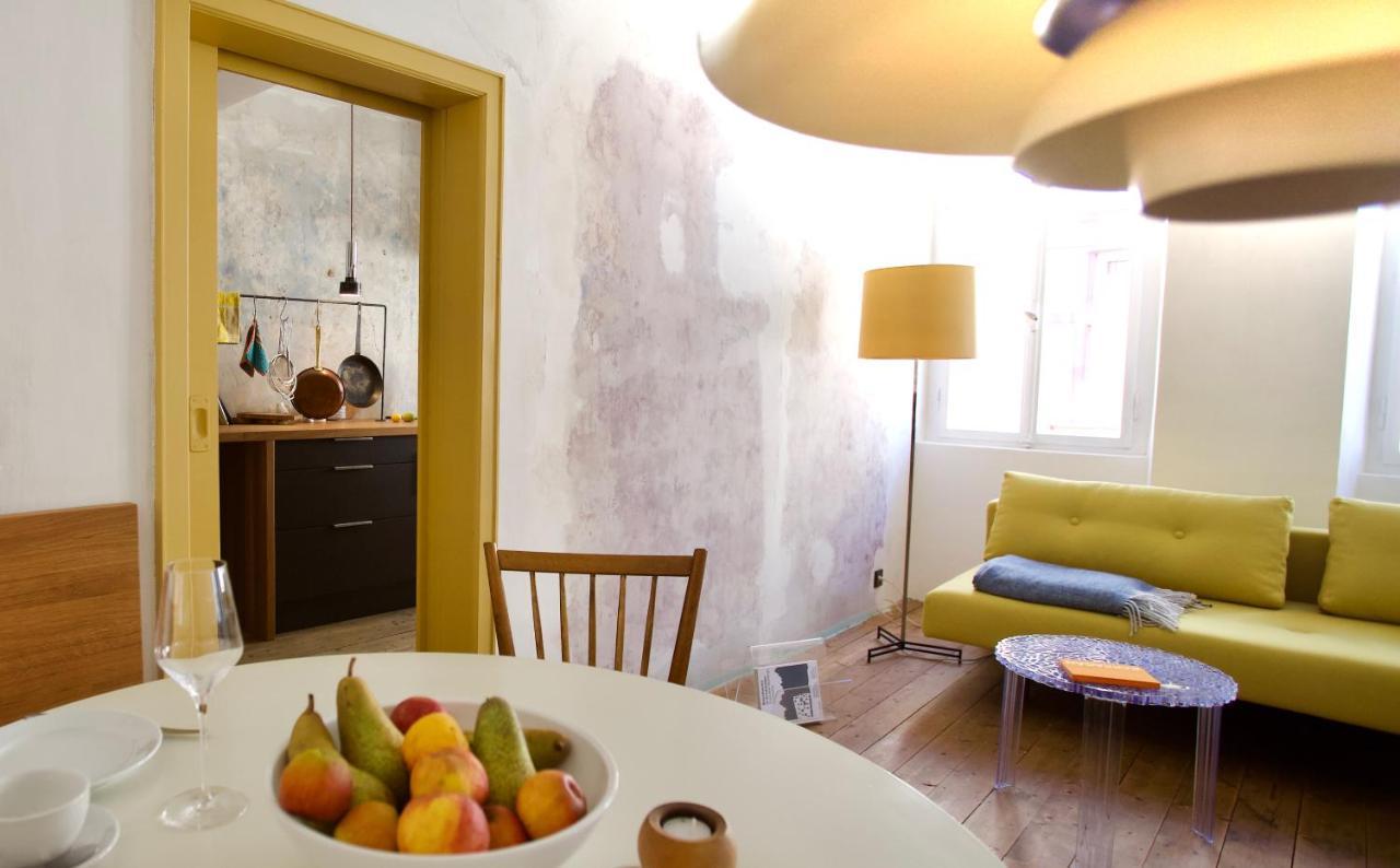 Boutique-Ferienwohnung Im Alten Weinhaus Moser Grünstadt Esterno foto