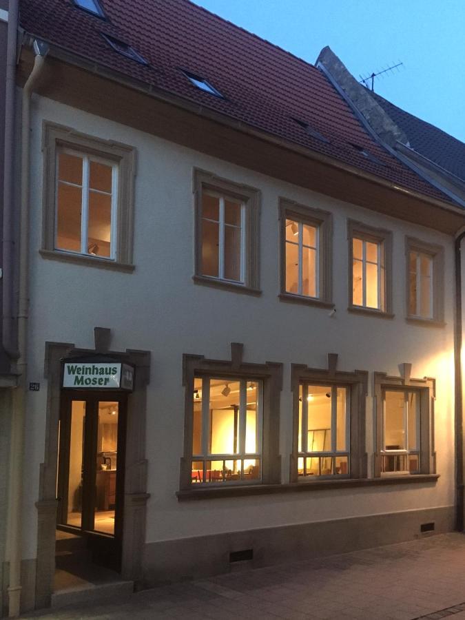 Boutique-Ferienwohnung Im Alten Weinhaus Moser Grünstadt Esterno foto